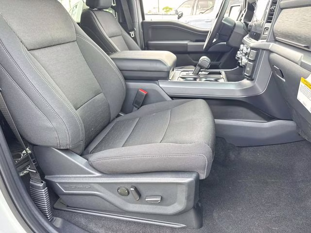 2026 Avalanche Ford F-150 XLT RWD Truck