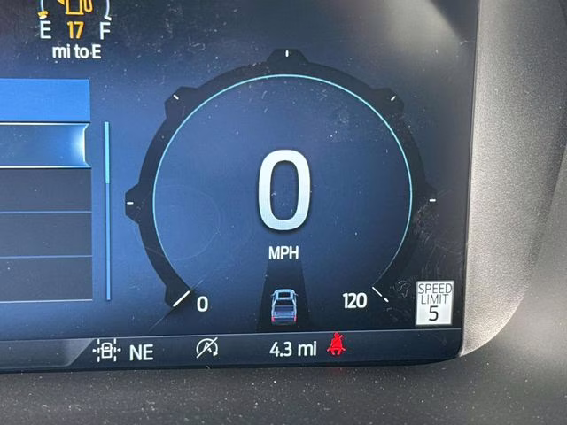 2026 Avalanche Ford F-150 XLT RWD Truck