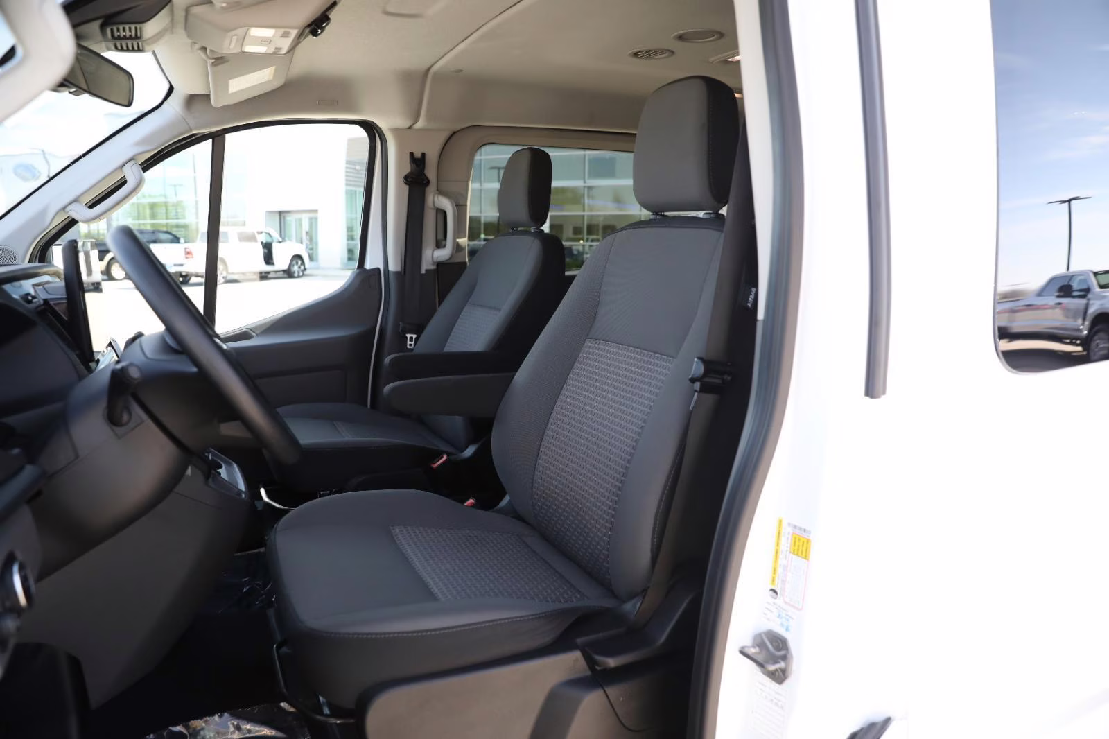 2024 Oxford White Ford Transit 350 XLT RWD Van