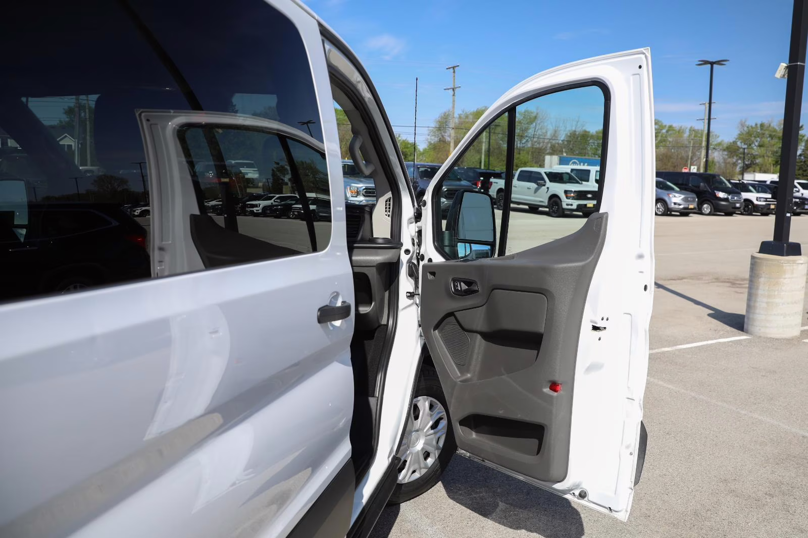 2024 Oxford White Ford Transit 350 XLT RWD Van