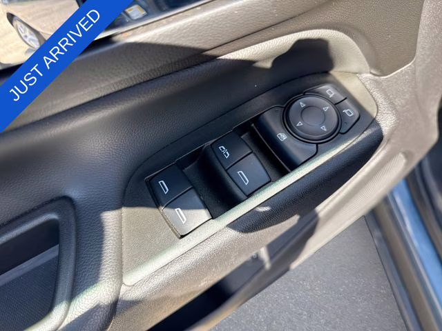 2024 Lakeshore Blue Chevrolet Equinox LT FWD SUV