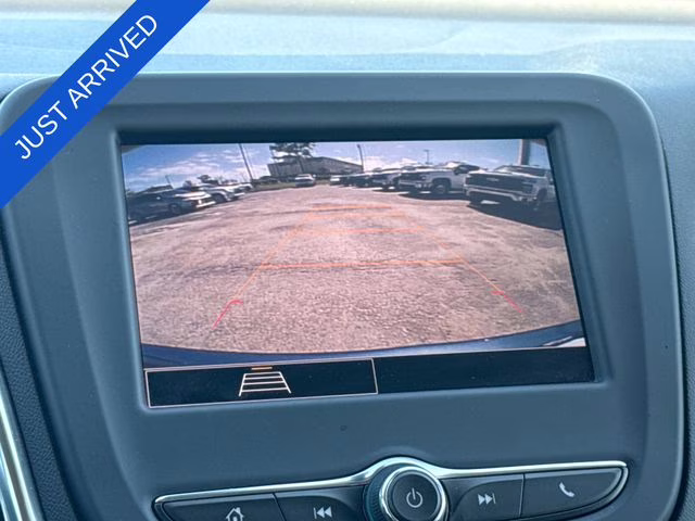 2024 Lakeshore Blue Chevrolet Equinox LT FWD SUV