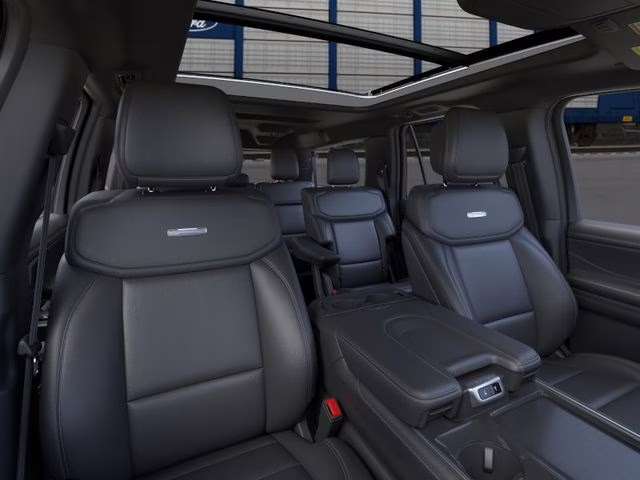 2026 Star White Metallic Tri-Coat Ford Expedition Max Platinum 4X4 SUV
