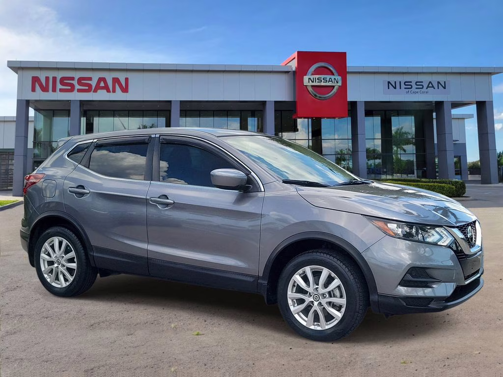 2022 Gun Metallic Nissan Rogue Sport S FWD SUV