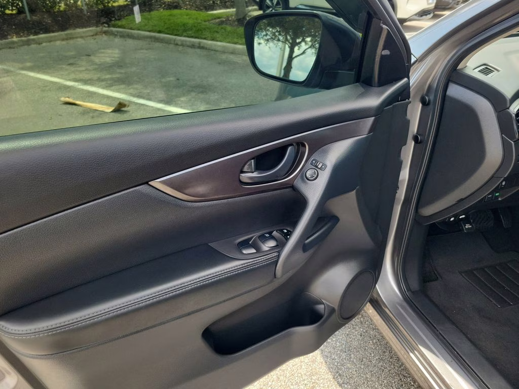 2022 Gun Metallic Nissan Rogue Sport S FWD SUV