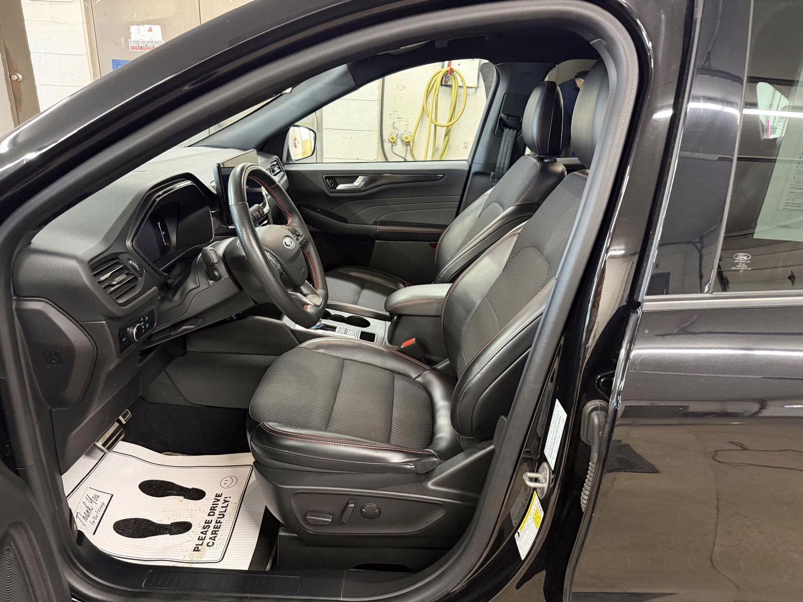 2023 Agate Black Ford Escape ST-Line AWD SUV