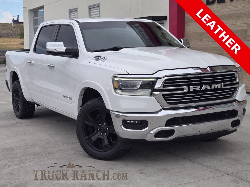 2022 RAM 1500 Laramie 4x4 Crew Cab 5'7's photo