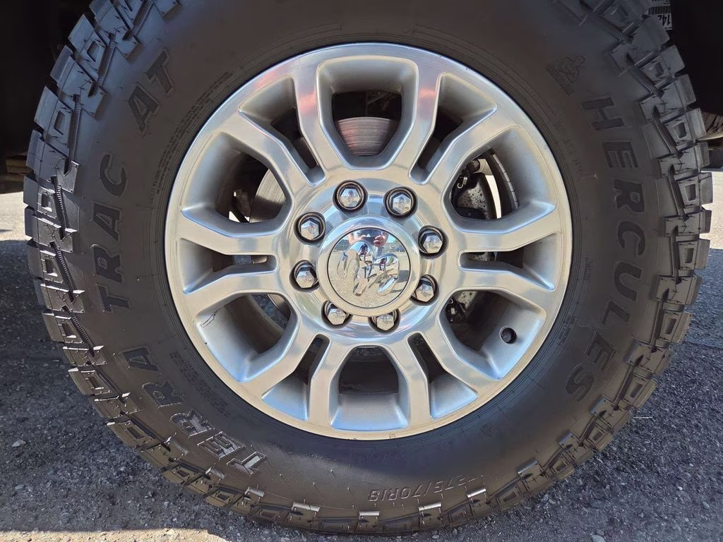2015 Brilliant Black Crystal Pearlcoat Ram 3500 Laramie 4X4 Truck
