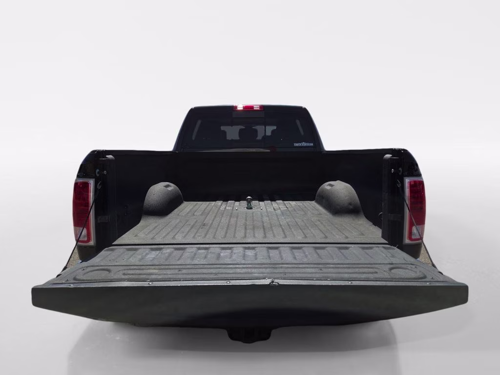 2015 Brilliant Black Crystal Pearlcoat Ram 3500 Laramie 4X4 Truck