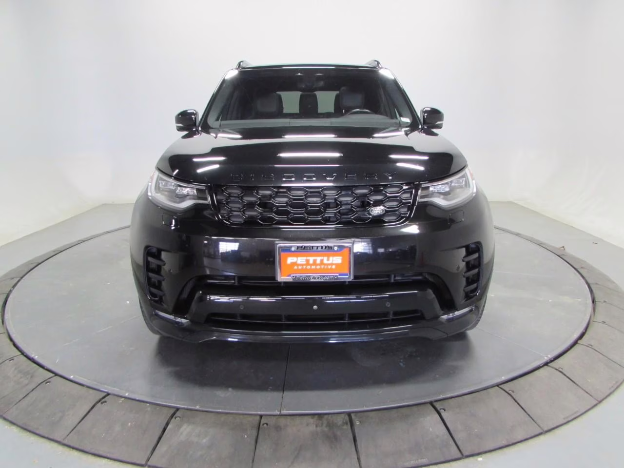 2022 Santorini Black Metallic Land Rover Discovery S R-Dynamic AWD SUV