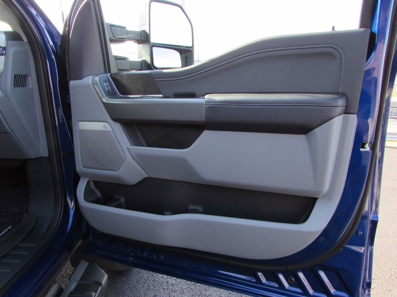 2026 Argon Blue Metallic Ford Super Duty F-250 SRW XLT 4X4 Truck