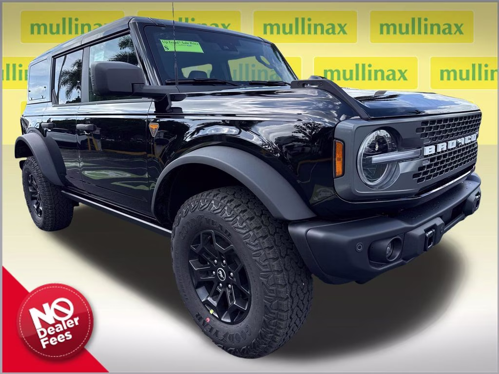 2026 Shadow Black Ford Bronco Badlands 4X4 SUV