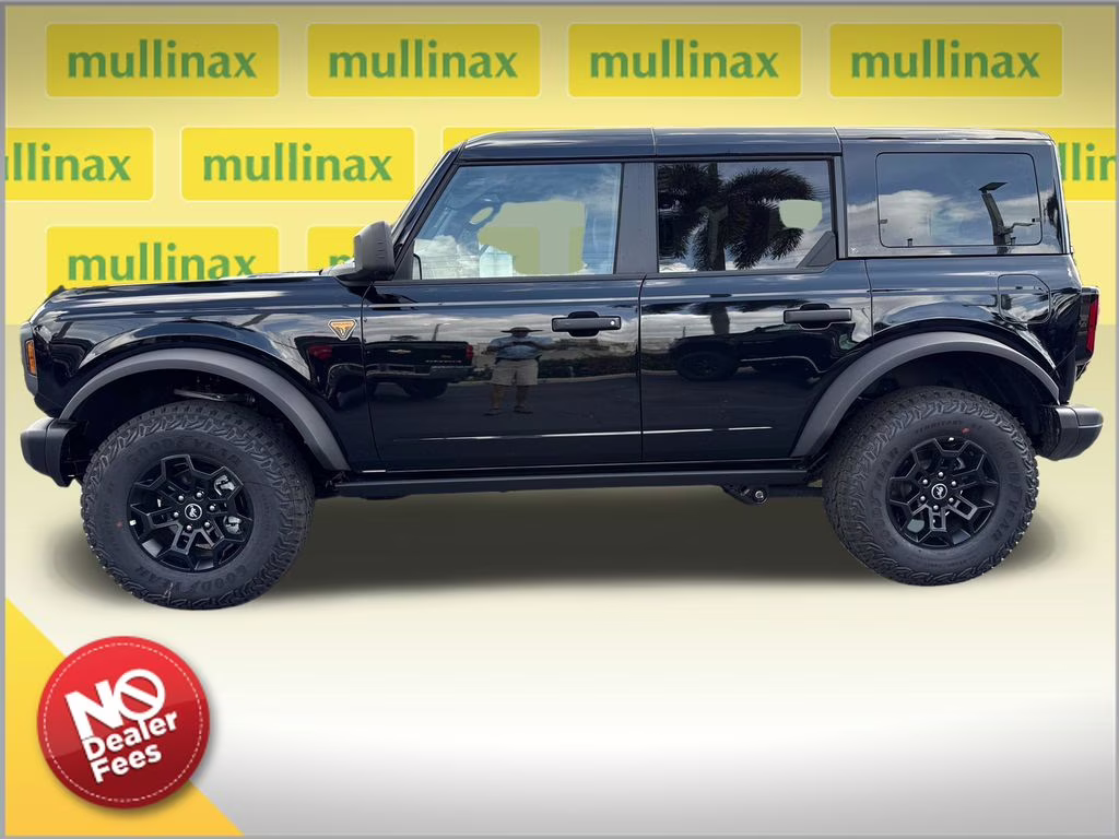 2026 Shadow Black Ford Bronco Badlands 4X4 SUV