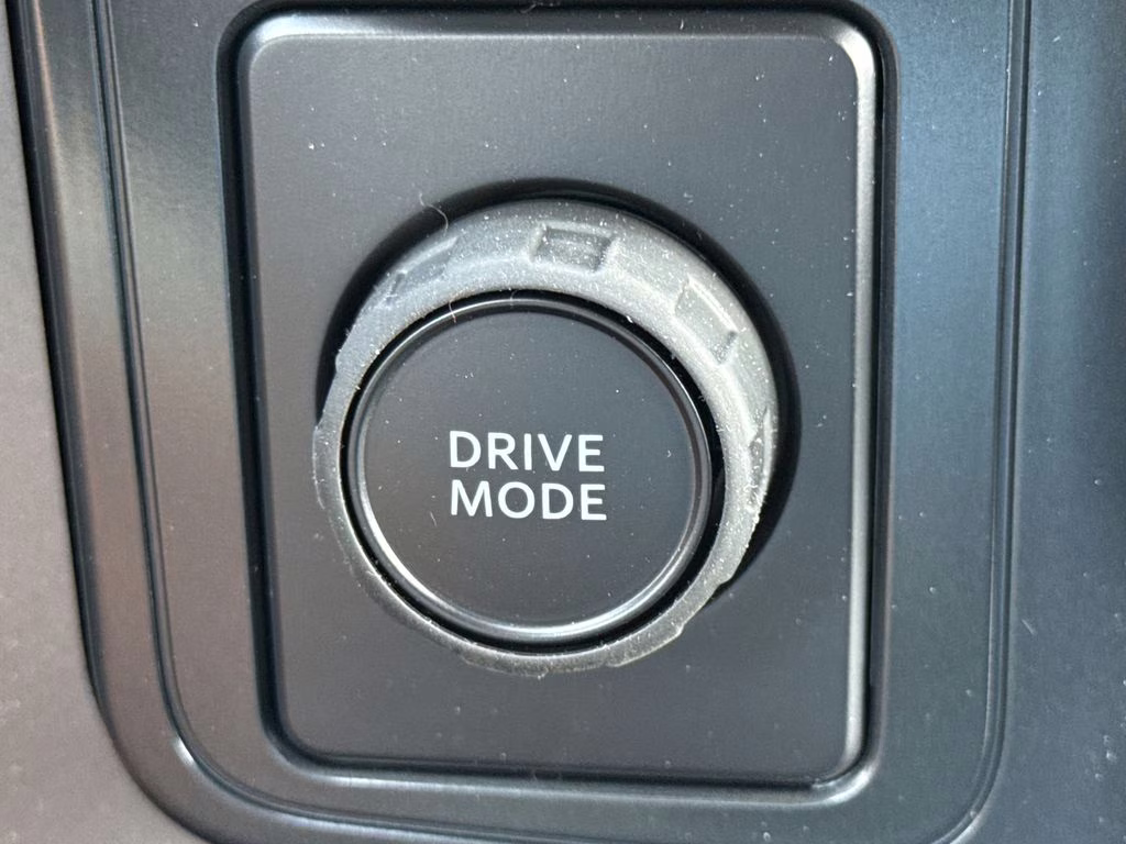 2026 Ruby Red Metallic Tinted Clearcoat Ford F-150 Lariat RWD Truck