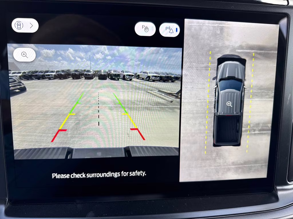 2026 Ruby Red Metallic Tinted Clearcoat Ford F-150 Lariat RWD Truck