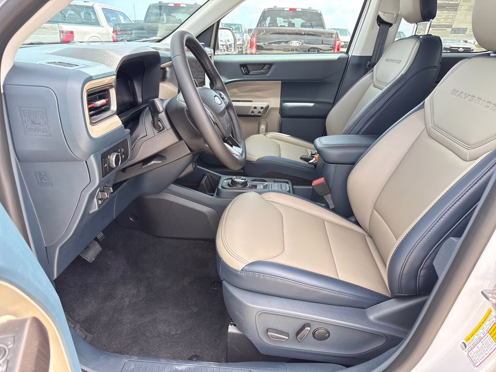 2026 Oxford White Ford Maverick Lariat AWD Truck