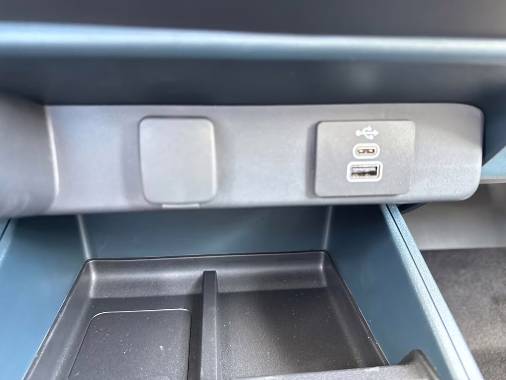 2026 Oxford White Ford Maverick Lariat AWD Truck