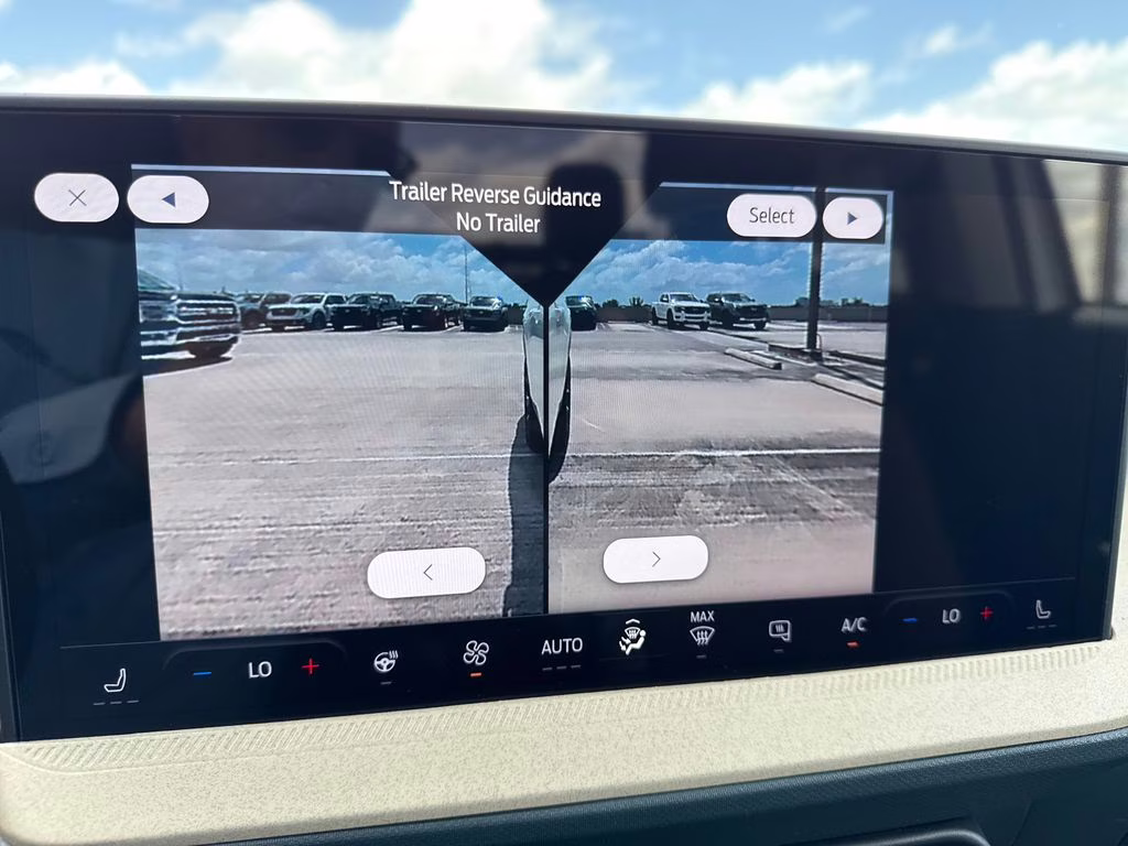 2026 Oxford White Ford Maverick Lariat AWD Truck