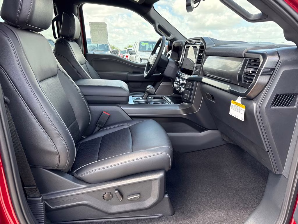 2026 Ruby Red Metallic Tinted Clearcoat Ford F-150 Lariat RWD Truck