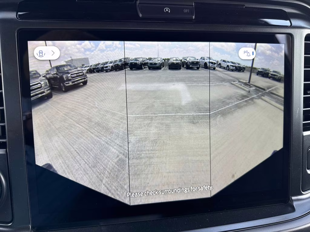 2026 Ruby Red Metallic Tinted Clearcoat Ford F-150 Lariat RWD Truck