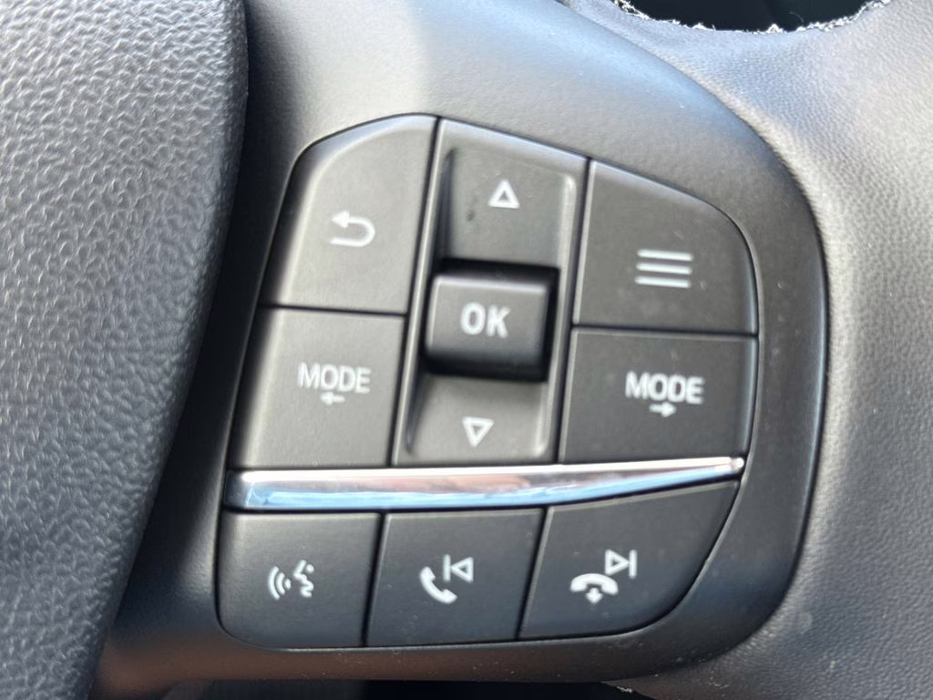 2026 Oxford White Ford Maverick Lariat AWD Truck