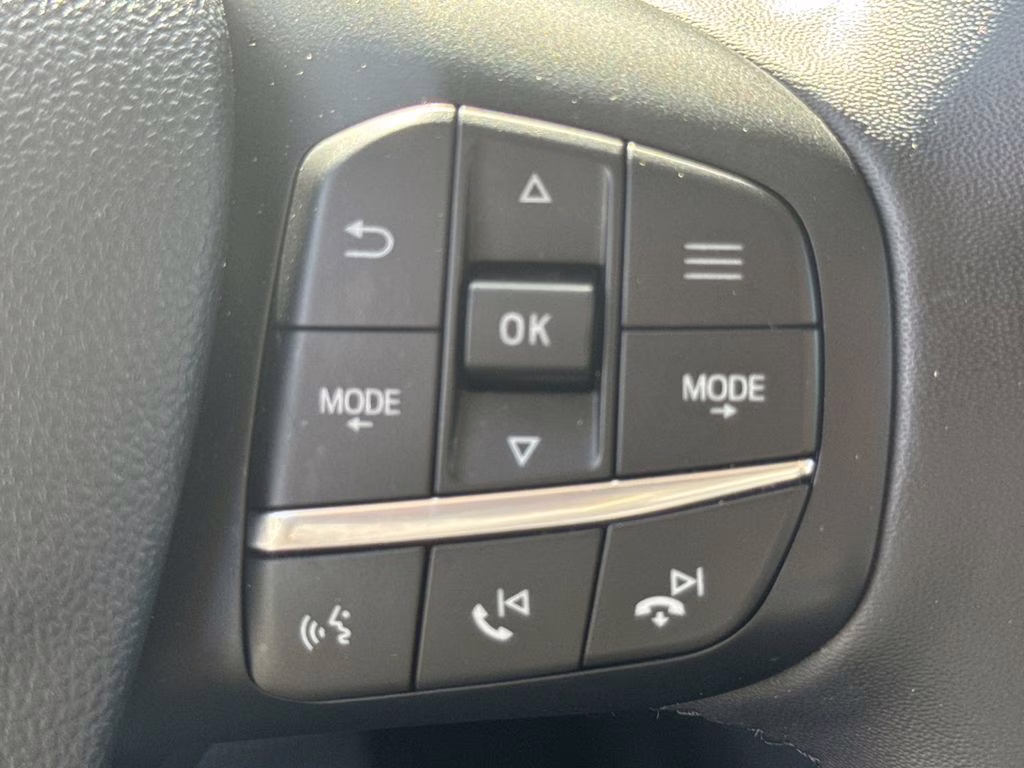 2025 Oxford White Ford Maverick XLT AWD Truck