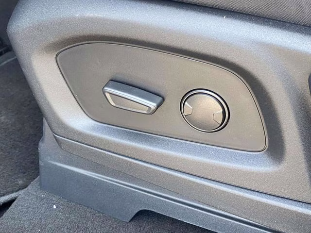 2026 Black Metallic Ford Explorer Active RWD SUV