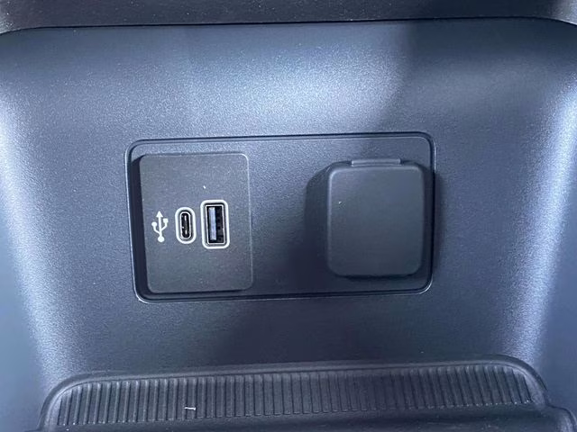 2026 Black Metallic Ford Explorer Active RWD SUV