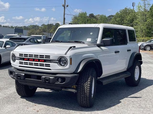 2026 Oxford White Ford Bronco Heritage Edition 4X4 SUV