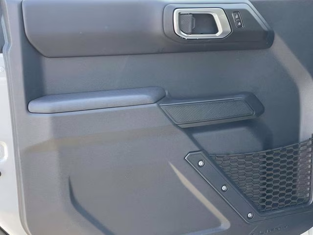 2026 Avalanche Ford Bronco Badlands 4X4 SUV