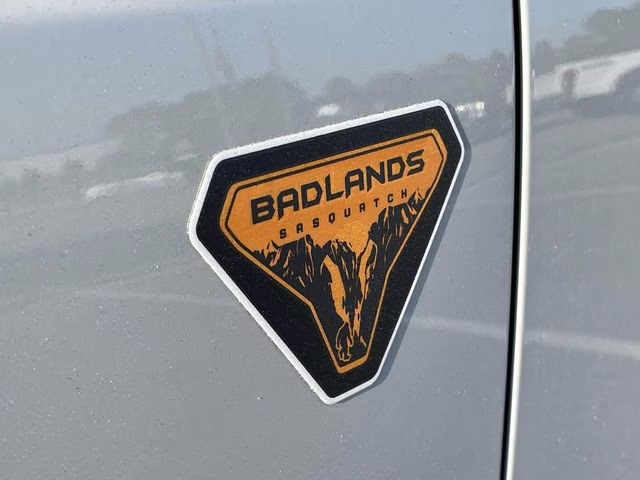 2026 Avalanche Ford Bronco Badlands 4X4 SUV