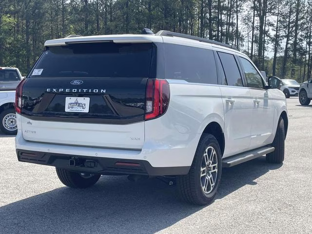 2026 White Metallic Ford Expedition Max Active RWD SUV