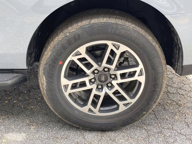 2026 Gray Metallic Ford Expedition Active RWD SUV