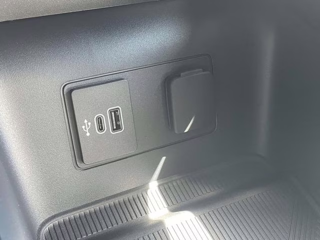 2026 Gray Metallic Ford Explorer Active RWD SUV