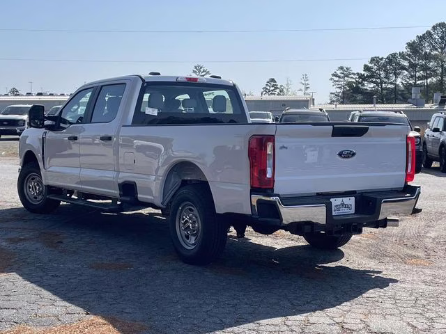 2026 Oxford White Ford Super Duty F-250 SRW XL RWD Truck