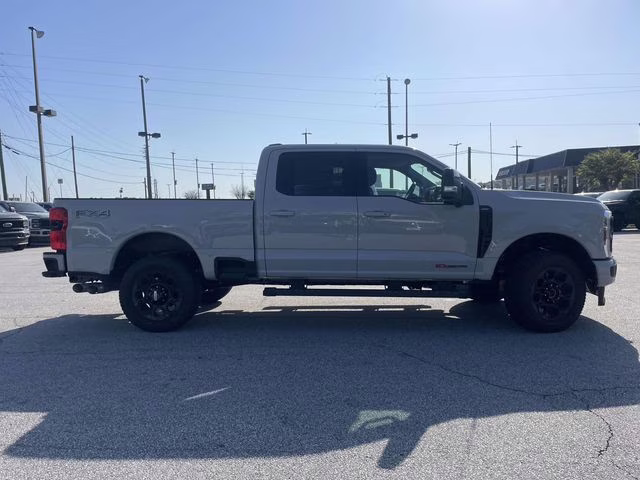 2026 Avalanche Ford Super Duty F-250 SRW Lariat 4X4 Truck