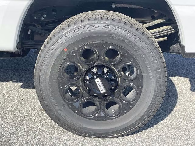 2026 Avalanche Ford Super Duty F-250 SRW Lariat 4X4 Truck