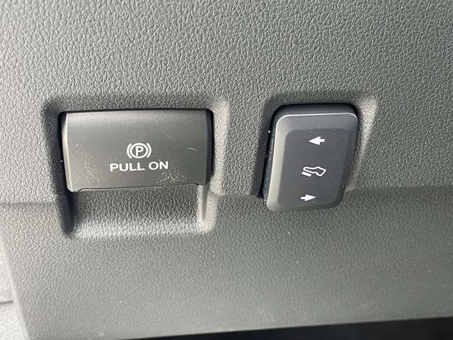 2026 White Ford Super Duty F-250 SRW Platinum 4X4 Truck