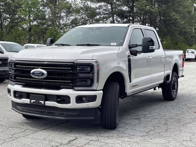 2026 White Ford Super Duty F-250 SRW Platinum 4X4 Truck