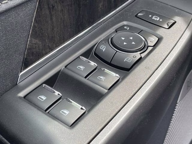 2026 Black Ford Super Duty F-250 SRW Lariat 4X4 Truck