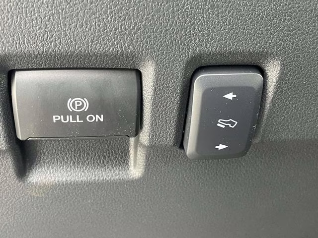 2026 Black Ford Super Duty F-250 SRW Lariat 4X4 Truck