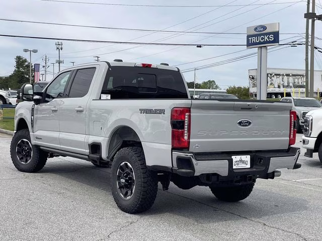 2026 Avalanche Ford Super Duty F-250 SRW Lariat 4X4 Truck