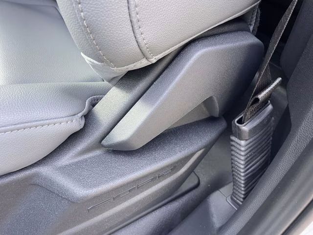 2026 Oxford White Ford F-150 XL RWD Truck