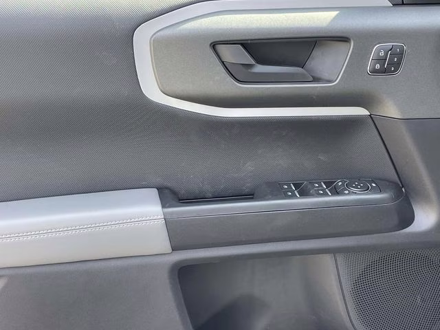 2026 Oxford White Ford Bronco Sport Badlands 4X4 SUV