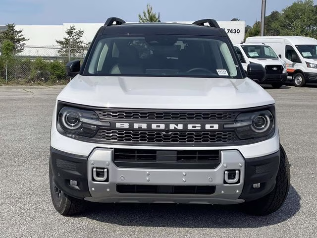 2026 Oxford White Ford Bronco Sport Badlands 4X4 SUV