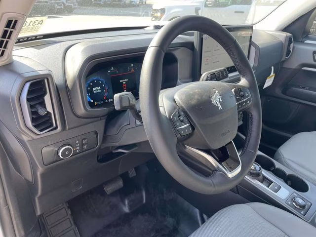2026 Oxford White Ford Bronco Sport Badlands 4X4 SUV