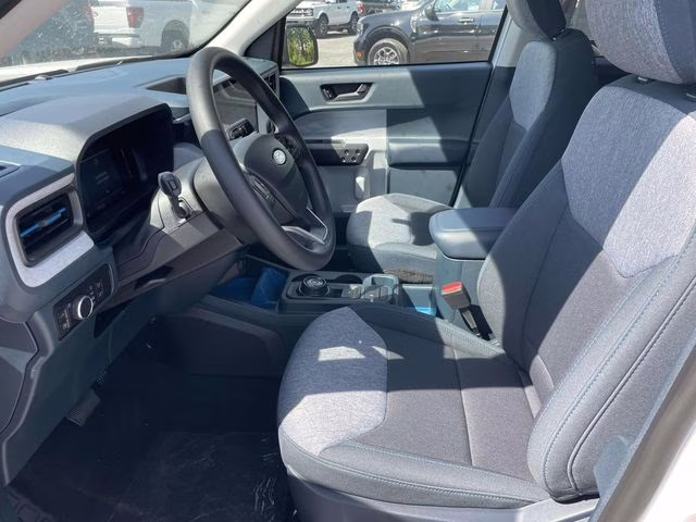 2025 Oxford White Ford Maverick XLT AWD Truck