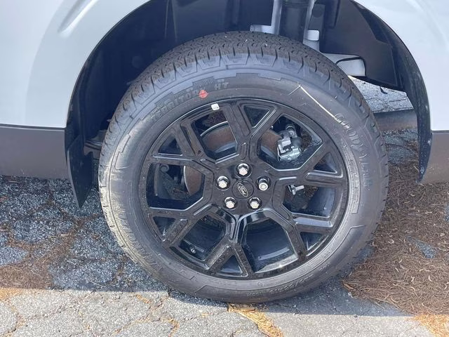 2025 Oxford White Ford Maverick XLT AWD Truck