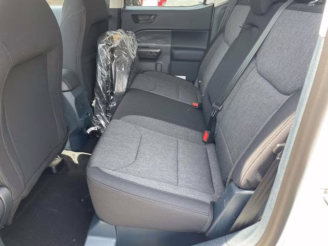 2025 Oxford White Ford Maverick XLT AWD Truck