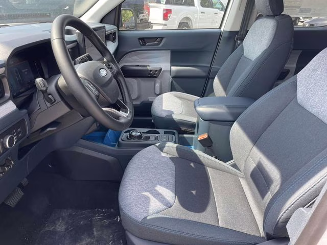 2026 Oxford White Ford Maverick XLT AWD Truck